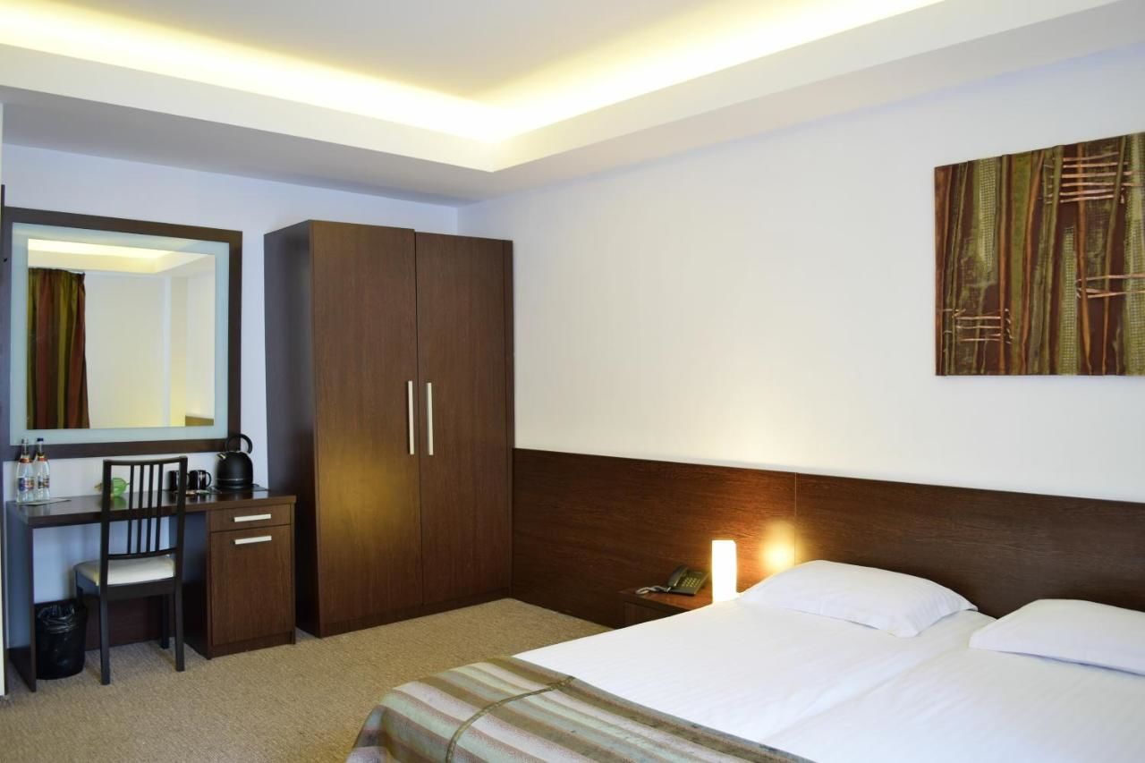Отель Hotel Smart Синая-39